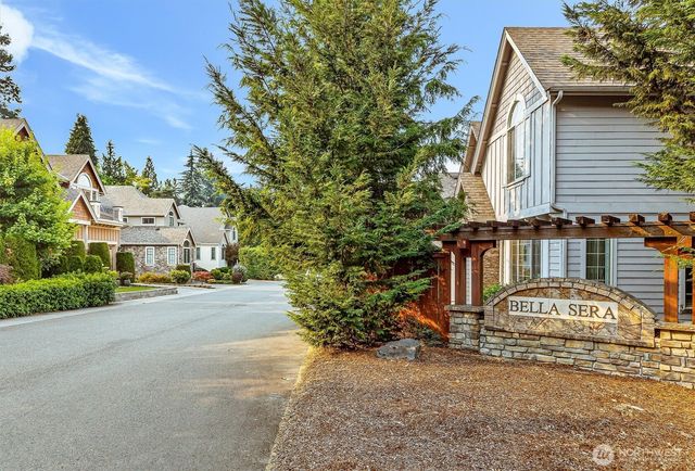 5209 157th Court NE, Redmond, WA 98052