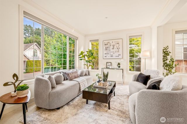 5209 157th Court NE, Redmond, WA 98052