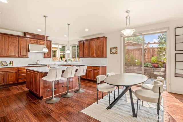 5209 157th Court NE, Redmond, WA 98052