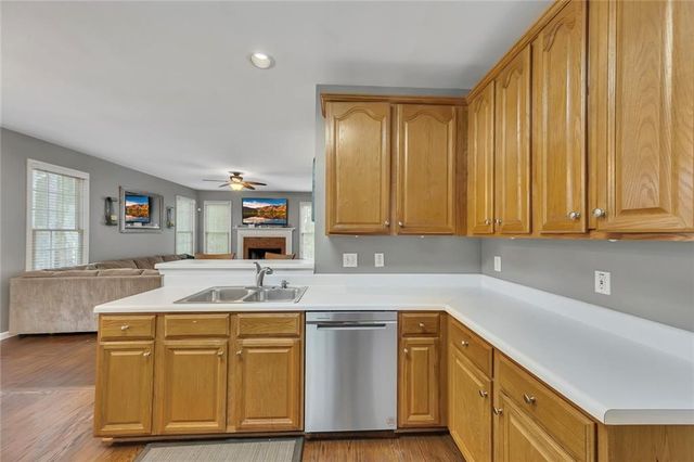 4003 Lindley Drive, Powder Springs, GA 30127