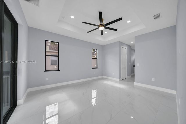 53 Susan Ave S, Lehigh Acres, FL 33976