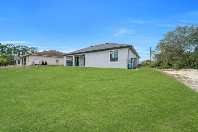 53 Susan Ave S, Lehigh Acres, FL 33976