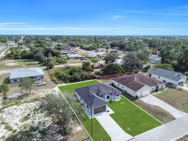 53 Susan Ave S, Lehigh Acres, FL 33976