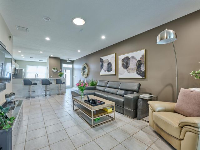 5749 Emerald Cay Terrace, Boynton Beach, FL 33437