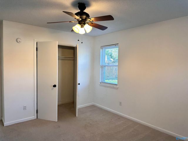 9727 Wallwood Drive, Huntsville, AL 35803