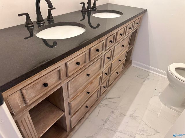 9727 Wallwood Drive, Huntsville, AL 35803