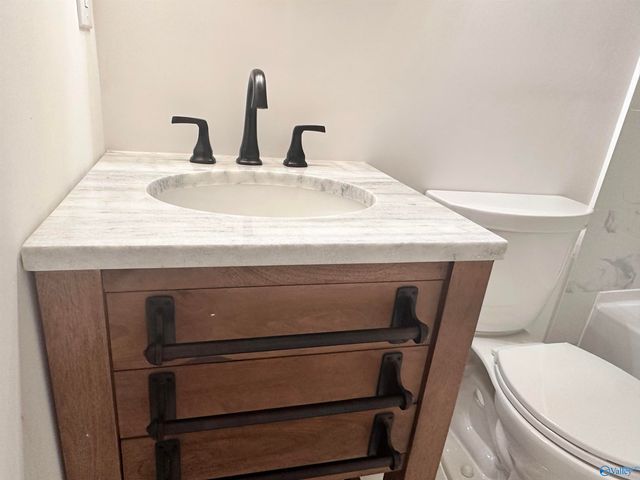 9727 Wallwood Drive, Huntsville, AL 35803