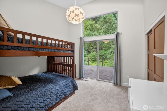 282 River Glen Road, Washougal, WA 98671