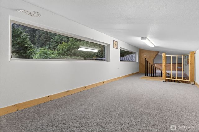 282 River Glen Road, Washougal, WA 98671
