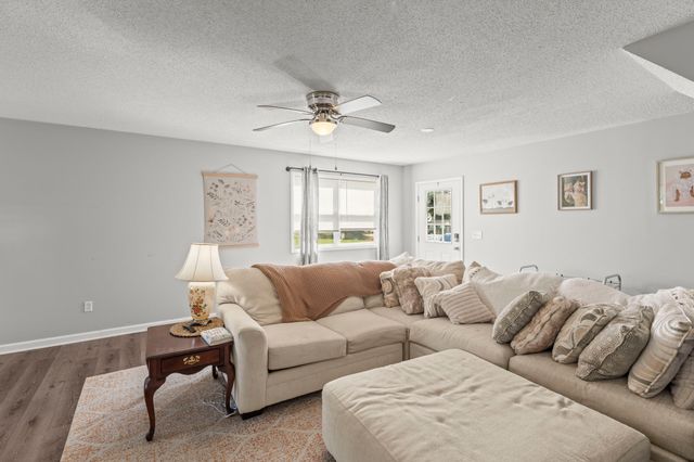 525 Sharp Springs Rd, Winchester, TN 37398