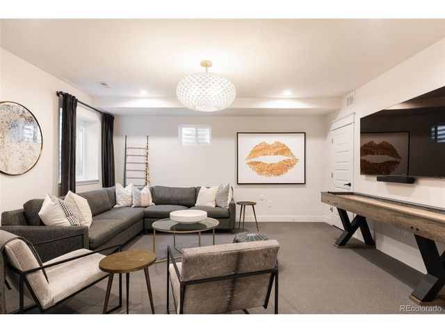5075 N Valentia St, Denver, CO 80238