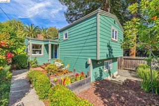 4624 Steele St, Oakland, CA 94619