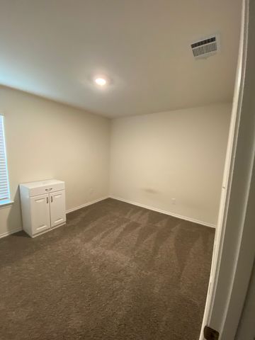 968 Glover Drive, Aubrey, TX 76227