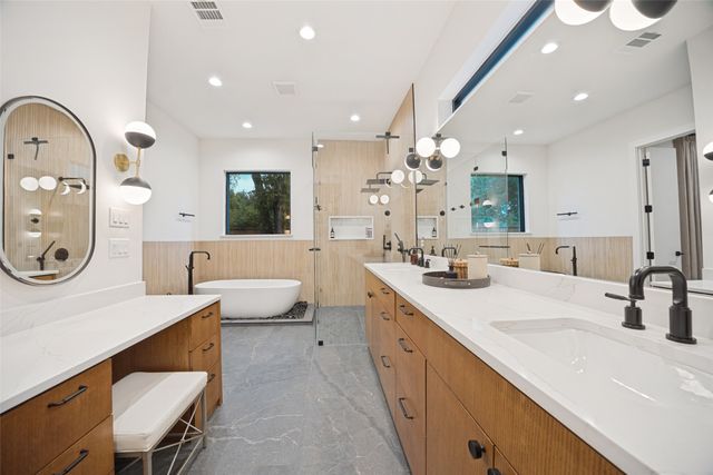 9885 Mixon Drive, Dallas, TX 75220