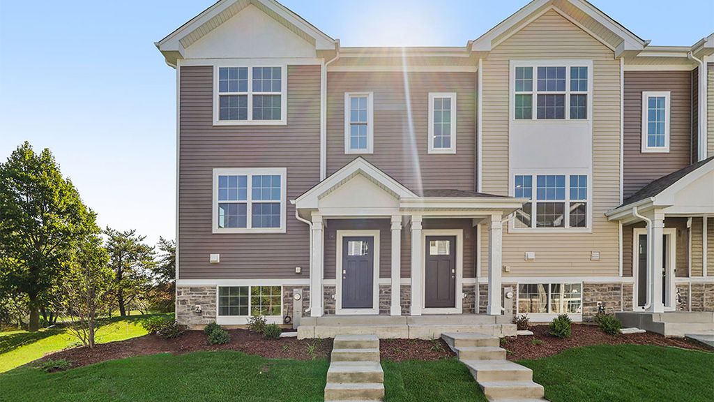 923 Briar Glen Court, Hampshire, IL 60140