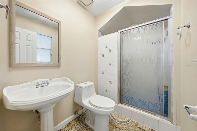 12311 N PUTNEY COURT, Leesburg, FL 34788