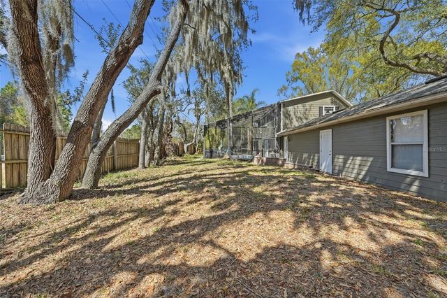 12311 N PUTNEY COURT, Leesburg, FL 34788
