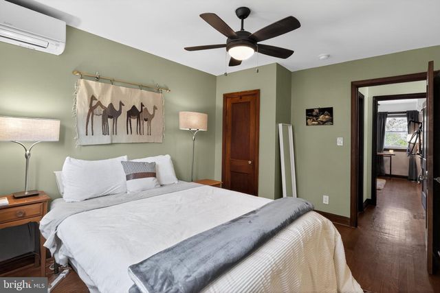 32 FARRAGUT PL NW, Washington, DC 20011