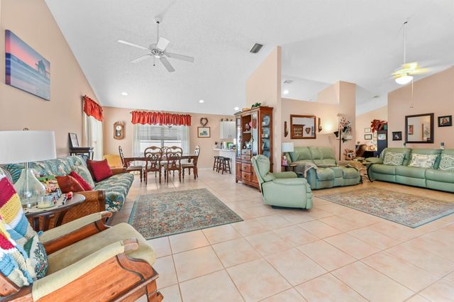 5193 Robino Circle, West Palm Beach, FL 33417
