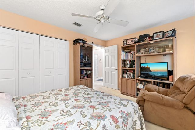 5193 Robino Circle, West Palm Beach, FL 33417