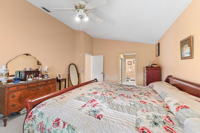 5193 Robino Circle, West Palm Beach, FL 33417