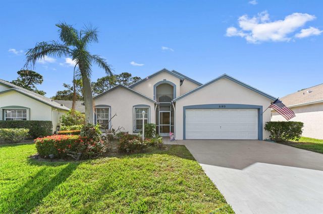 5193 Robino Circle, West Palm Beach, FL 33417