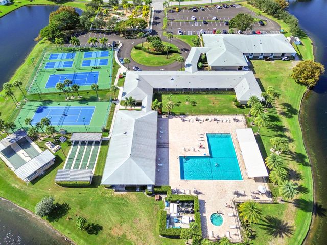 5193 Robino Circle, West Palm Beach, FL 33417