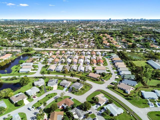 5193 Robino Circle, West Palm Beach, FL 33417