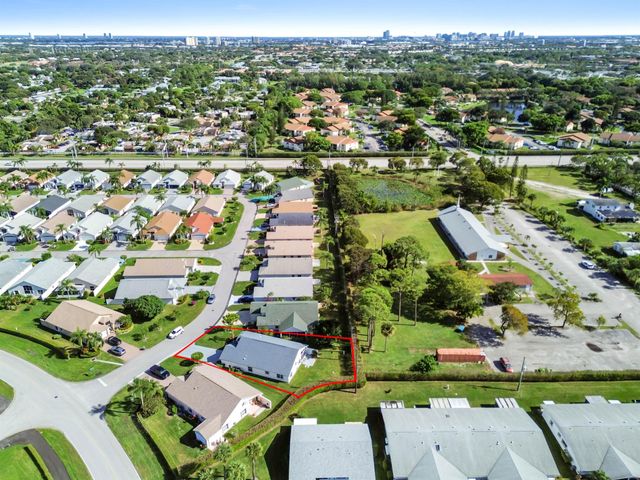 5193 Robino Circle, West Palm Beach, FL 33417