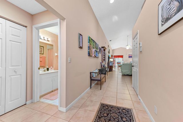 5193 Robino Circle, West Palm Beach, FL 33417