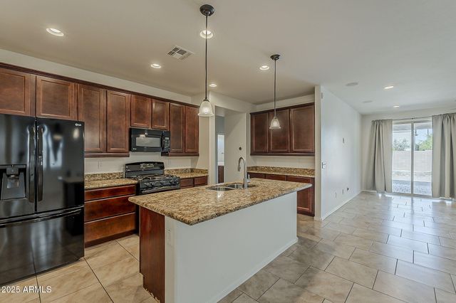 2008 E STACEY Road, Gilbert, AZ 85298