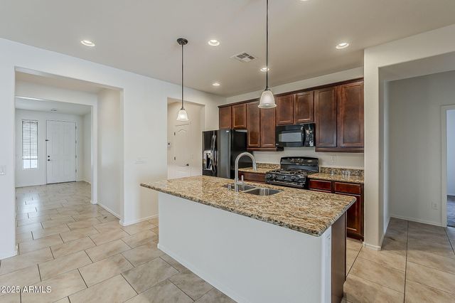 2008 E STACEY Road, Gilbert, AZ 85298