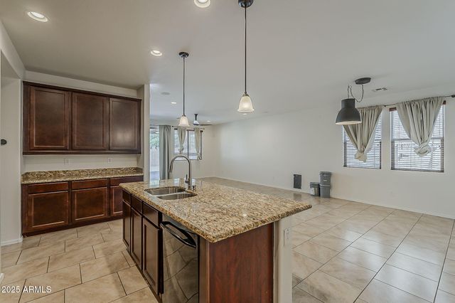 2008 E STACEY Road, Gilbert, AZ 85298