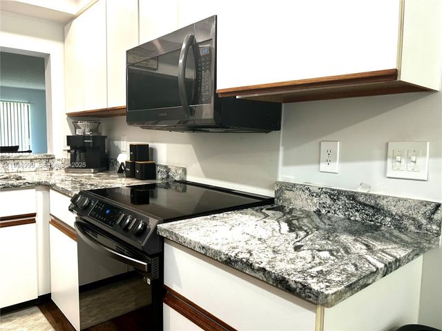 7903 Willow Spring Dr 1112, Lake Worth, FL 33467