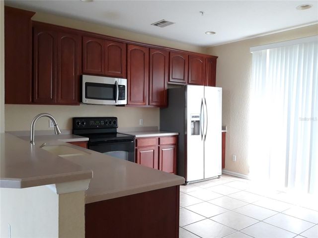 5076 TIDEVIEW CIRCLE 94, Orlando, FL 32819