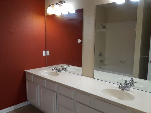 5076 TIDEVIEW CIRCLE 94, Orlando, FL 32819