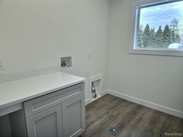 16344 Shadow Lane, Linden, MI 48451