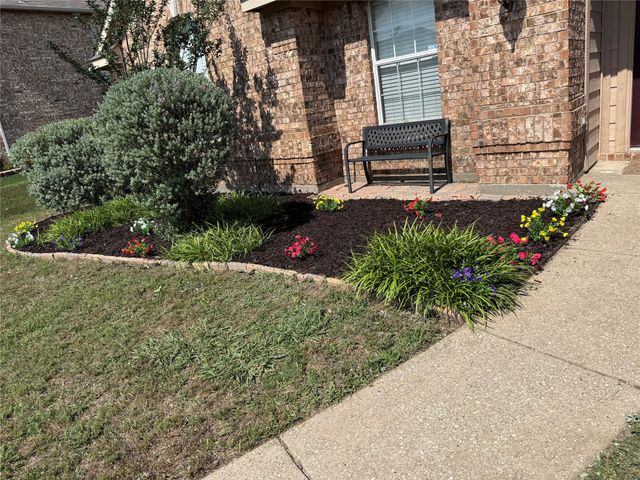 324 Teakwood Lane, Cedar Hill, TX 75104