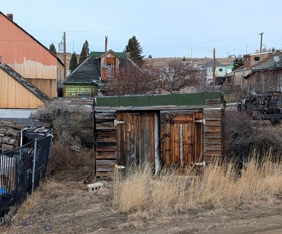 104 E Center, Butte, MT 59701