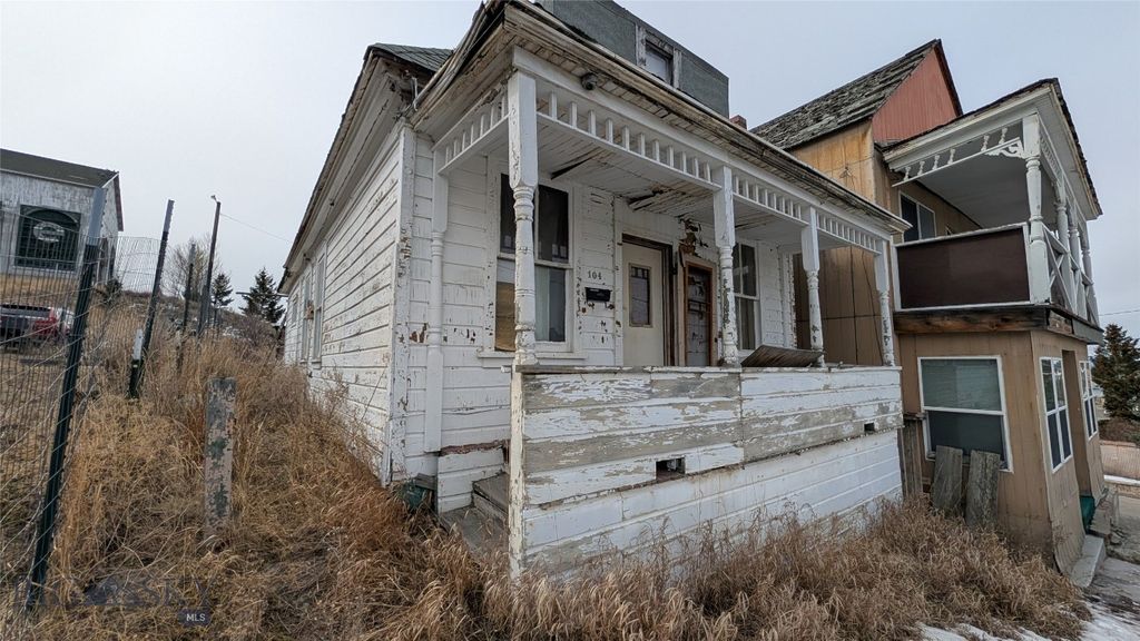 104 E Center, Butte, MT 59701 photo 2