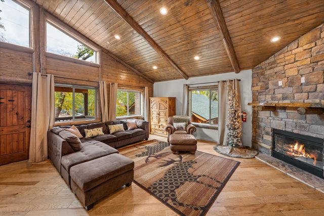 855 Conklin Road, Big Bear, CA 92315