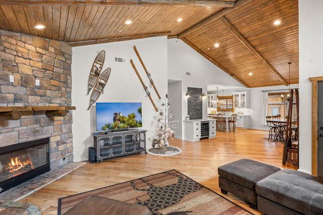 855 Conklin Road, Big Bear, CA 92315