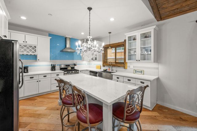 855 Conklin Road, Big Bear, CA 92315