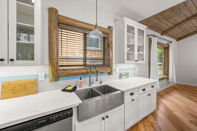 855 Conklin Road, Big Bear, CA 92315