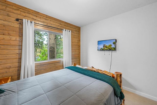 855 Conklin Road, Big Bear, CA 92315