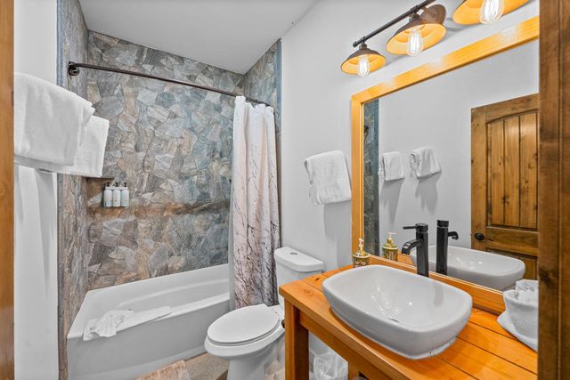 855 Conklin Road, Big Bear, CA 92315