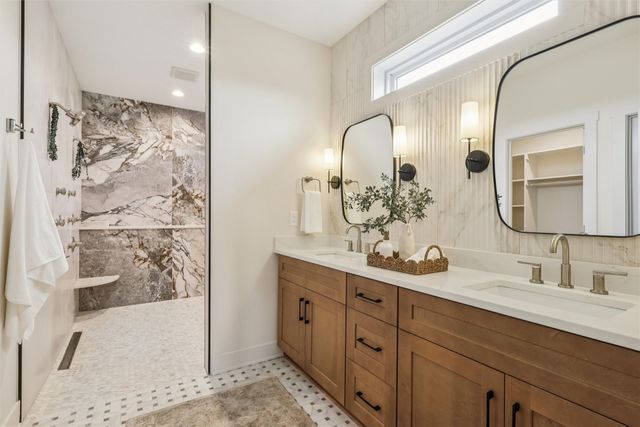 5300 175th Street, Urbandale, IA 50323