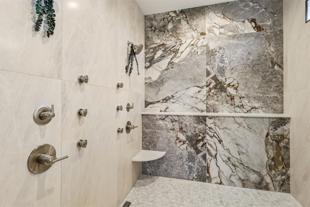 5300 175th Street, Urbandale, IA 50323