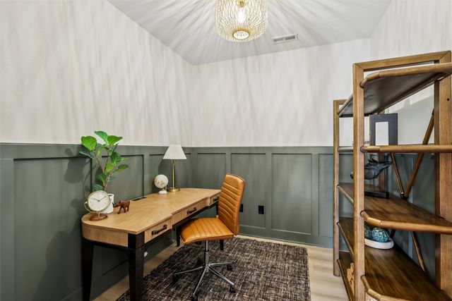 5300 175th Street, Urbandale, IA 50323