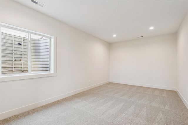 5300 175th Street, Urbandale, IA 50323